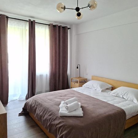Apartamento Citadel View Targu Neamt Exterior foto