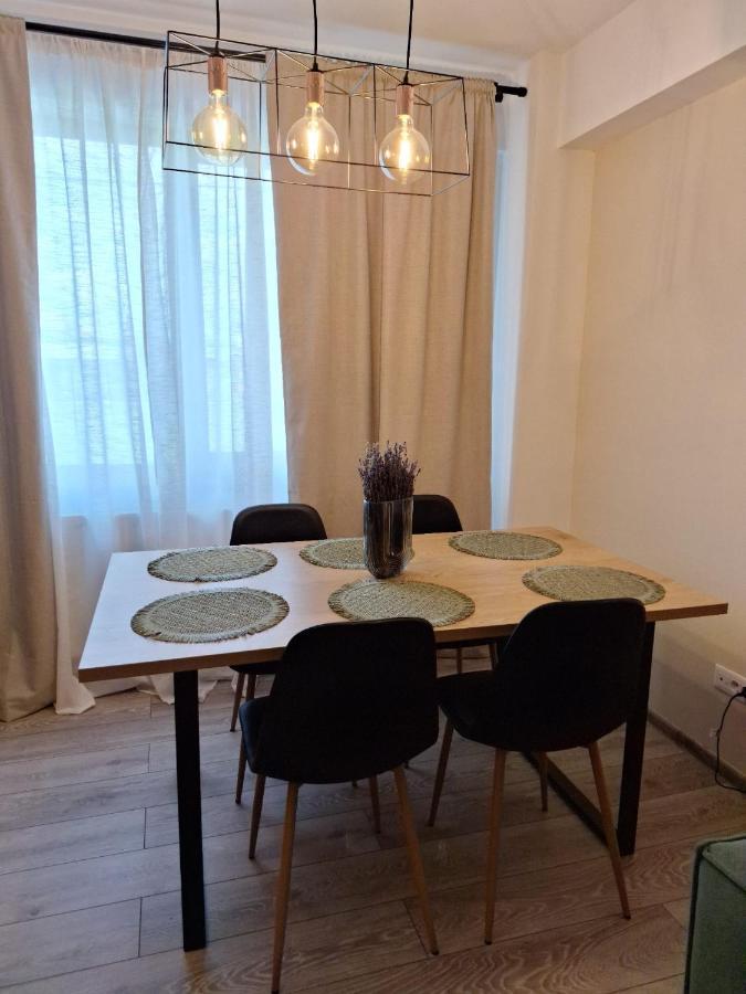 Apartamento Citadel View Targu Neamt Exterior foto