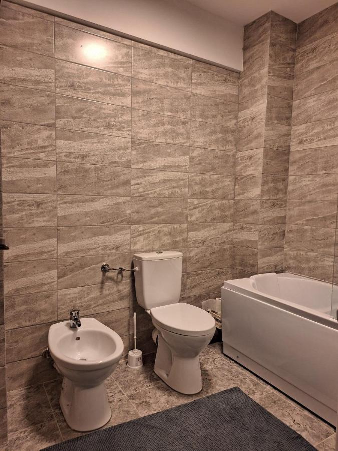 Apartamento Citadel View Targu Neamt Exterior foto